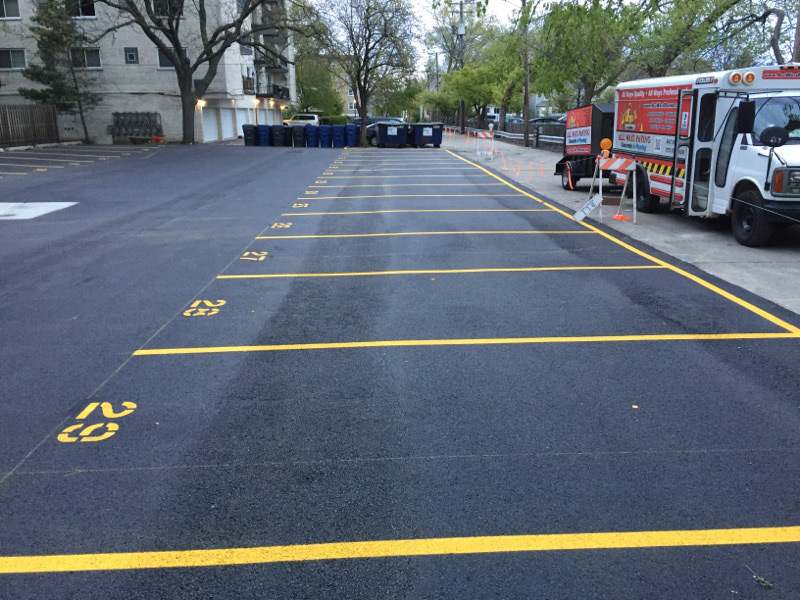 asphalt paving for hinsdale parking lots